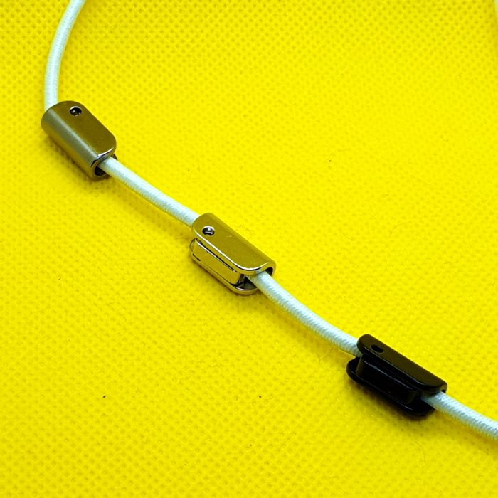 Стопор R1161 черный для шнура